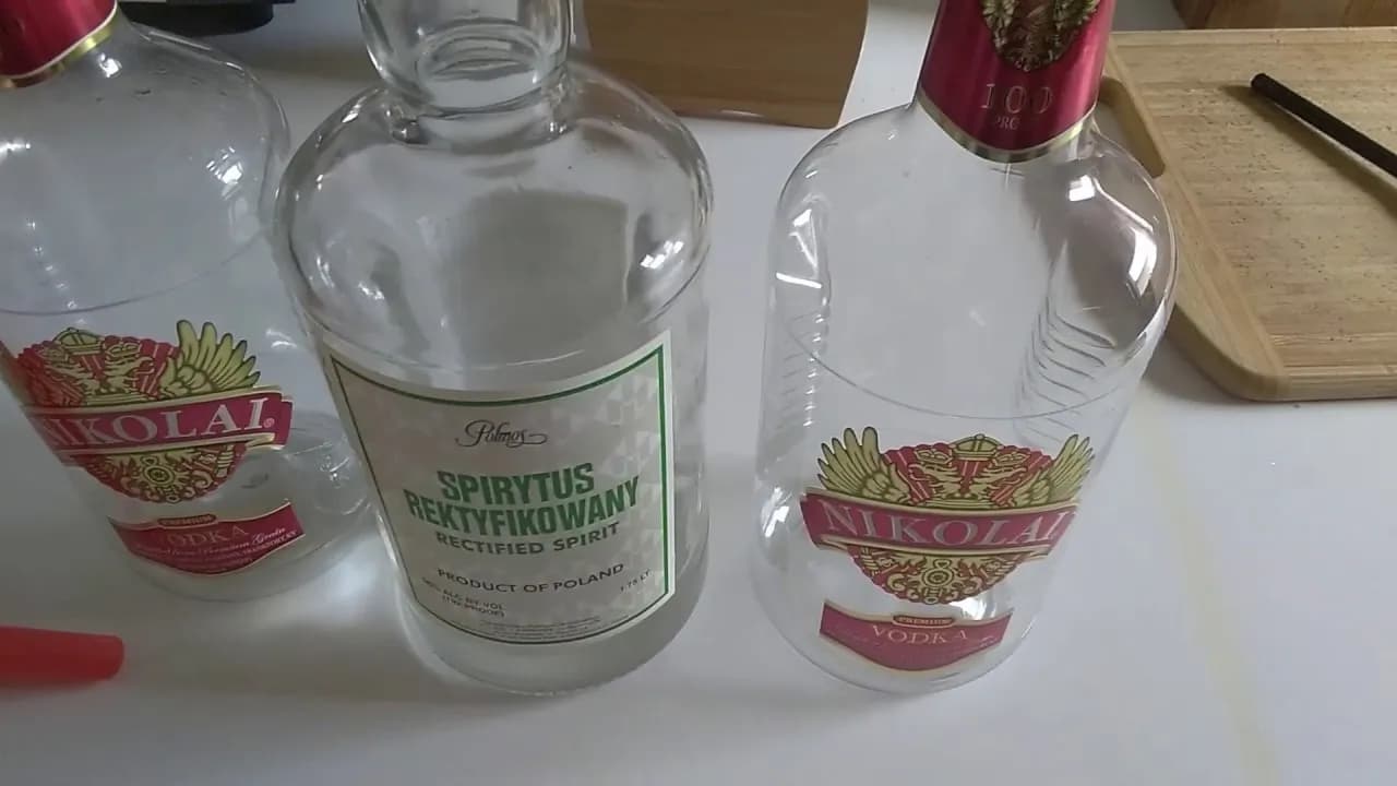 Jak rozcieńczyć spirytus do nalewki – proste proporcje i triki