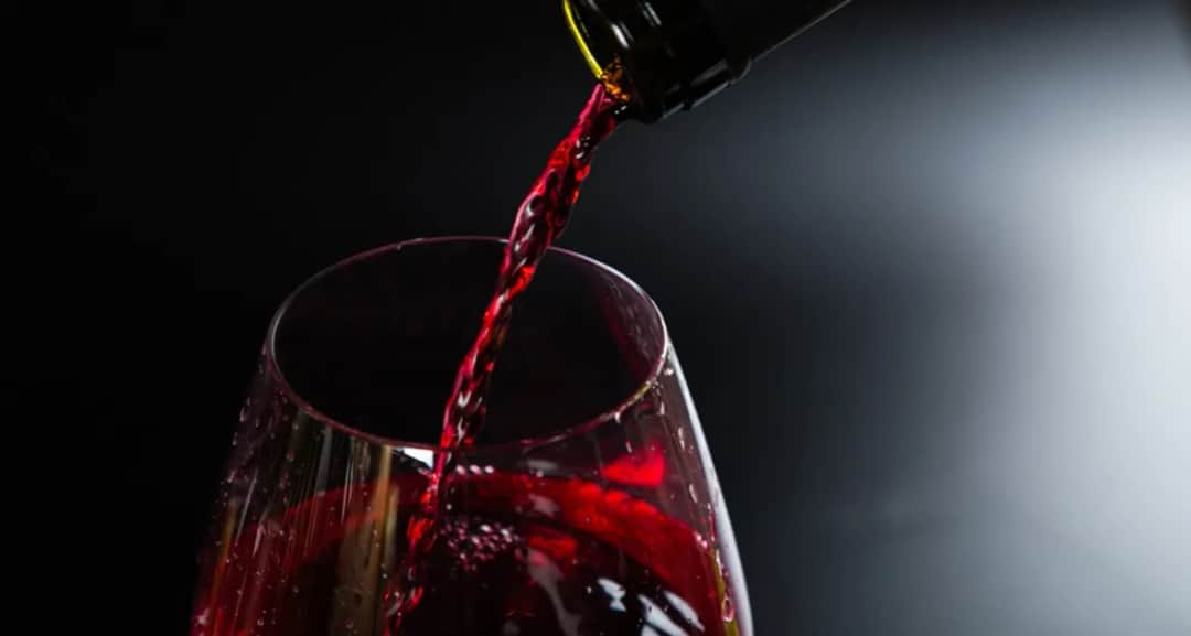 Co to jest grzaniec? Odkryj sekrety tego aromatycznego napoju