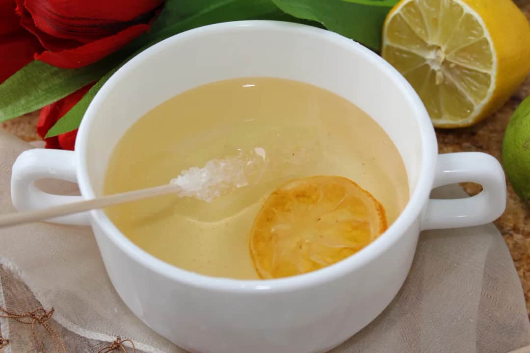 Jak zrobić syrop cukrowy do drinków - prosty przepis na idealny smak